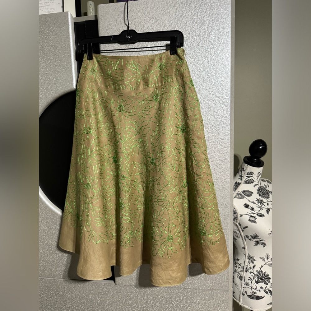 NWT Carole Little Skirt Size 4 Beige 100% Linen Green Embroidery Beaded A-Line